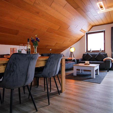 Stilvolle Wellness-Ferienwohnung In Neef Whirlpool, Sauna, Grill, Fitness, Billard & Moselblick מראה חיצוני תמונה