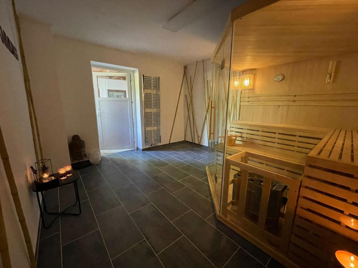 Stilvolle Wellness-Ferienwohnung In Neef Whirlpool, Sauna, Grill, Fitness, Billard & Moselblick מראה חיצוני תמונה