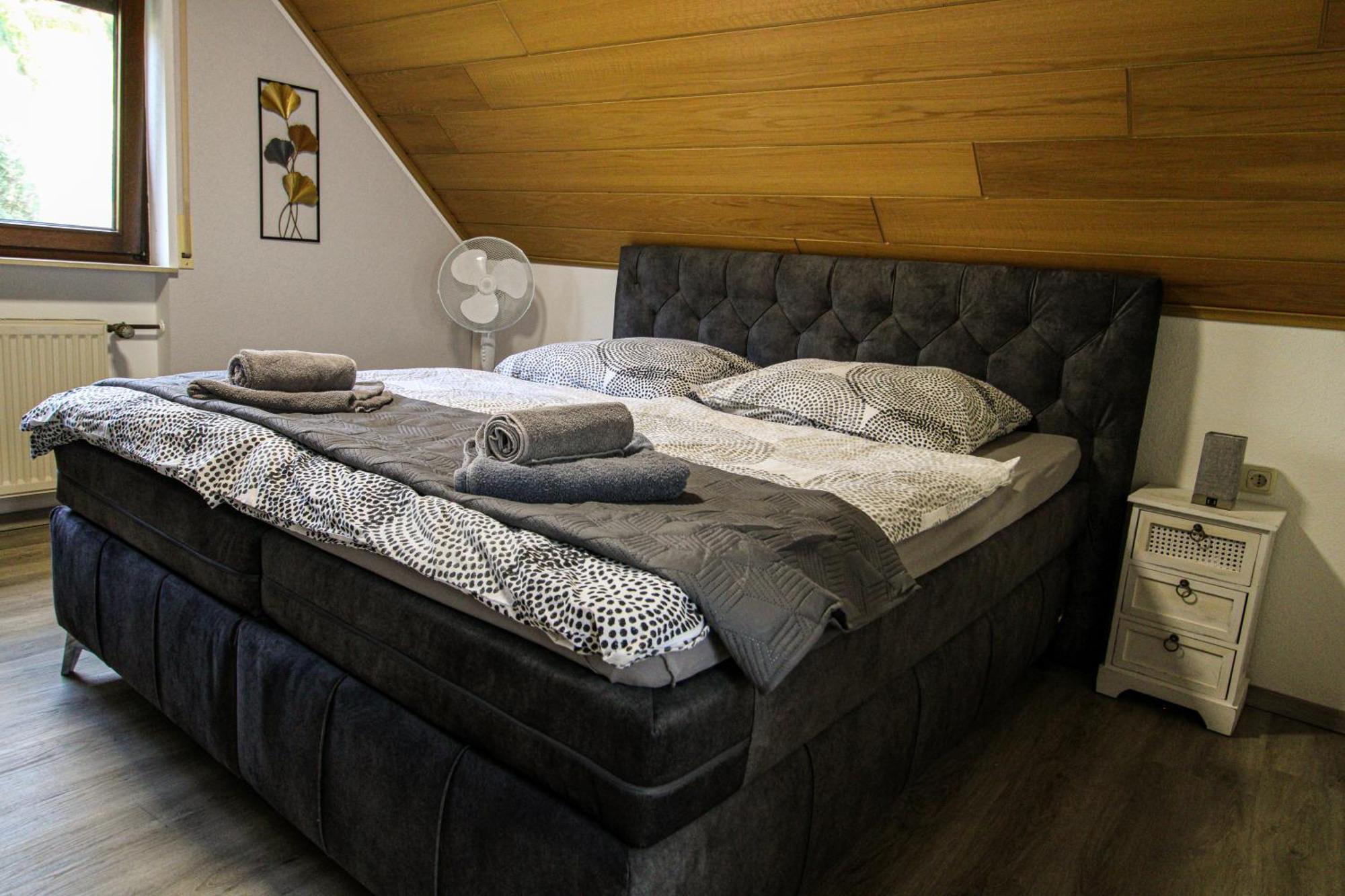 Stilvolle Wellness-Ferienwohnung In Neef Whirlpool, Sauna, Grill, Fitness, Billard & Moselblick מראה חיצוני תמונה