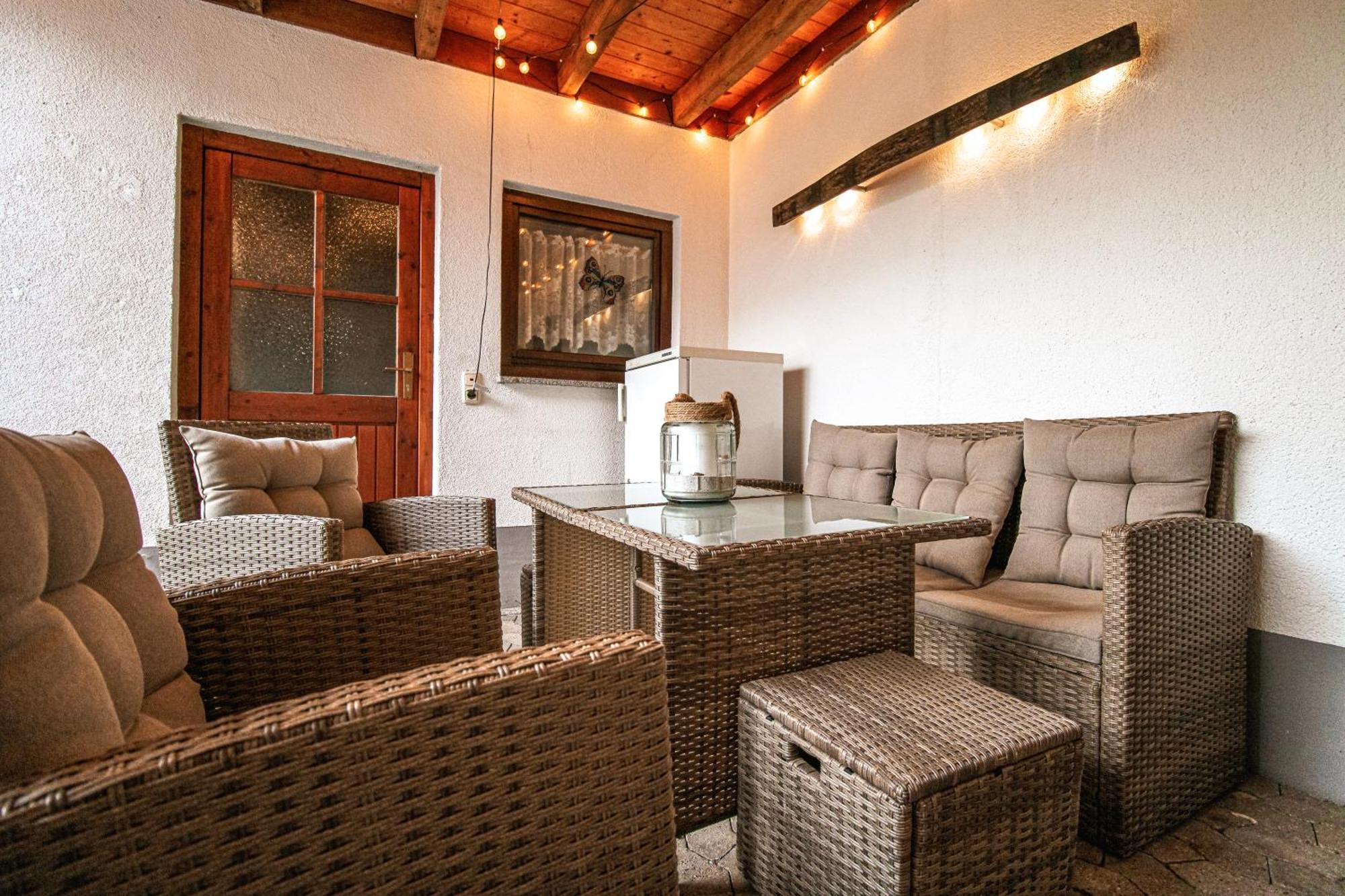 Stilvolle Wellness-Ferienwohnung In Neef Whirlpool, Sauna, Grill, Fitness, Billard & Moselblick מראה חיצוני תמונה